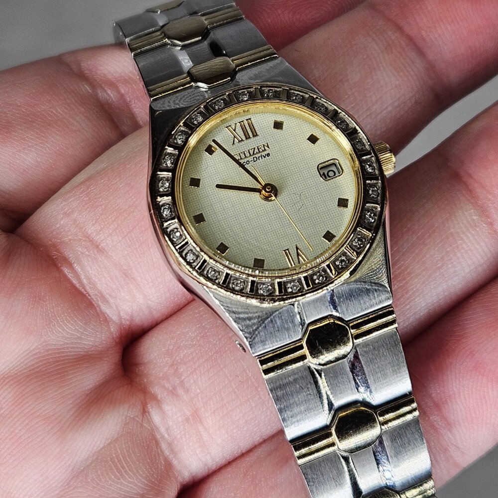 Citizen Eco-Drive E010-S008654 Diamond Bezel Gold & Silver Tone Wristwatch Watch - Picture 7 of 12